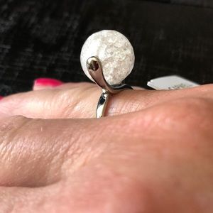 Cap well + Co Silver Tone Ball Ring!